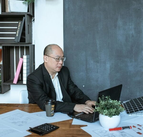 Innovative Digital Hub 120008490 Online Suite