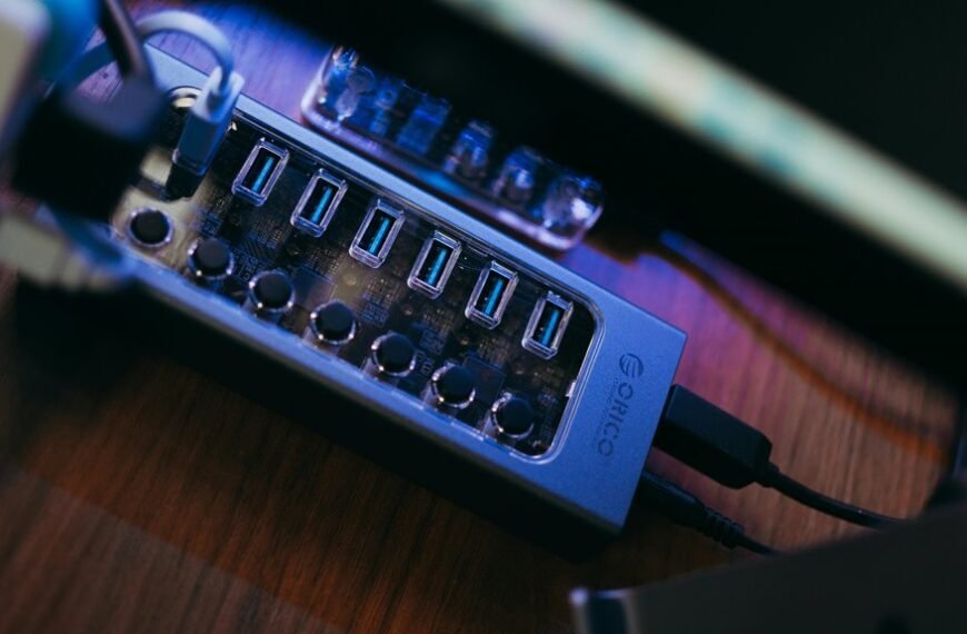 Modern Tech Hub 120427 Online Suite